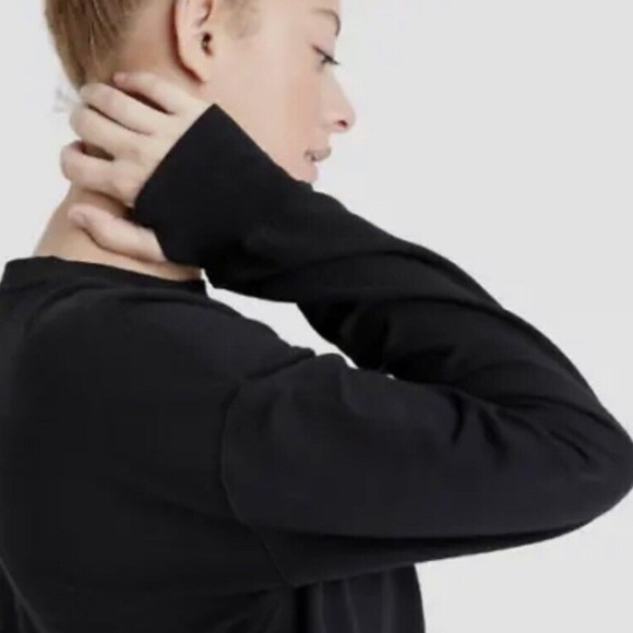 All In Motion Black Crewneck Pullover - Picture 3 of 6